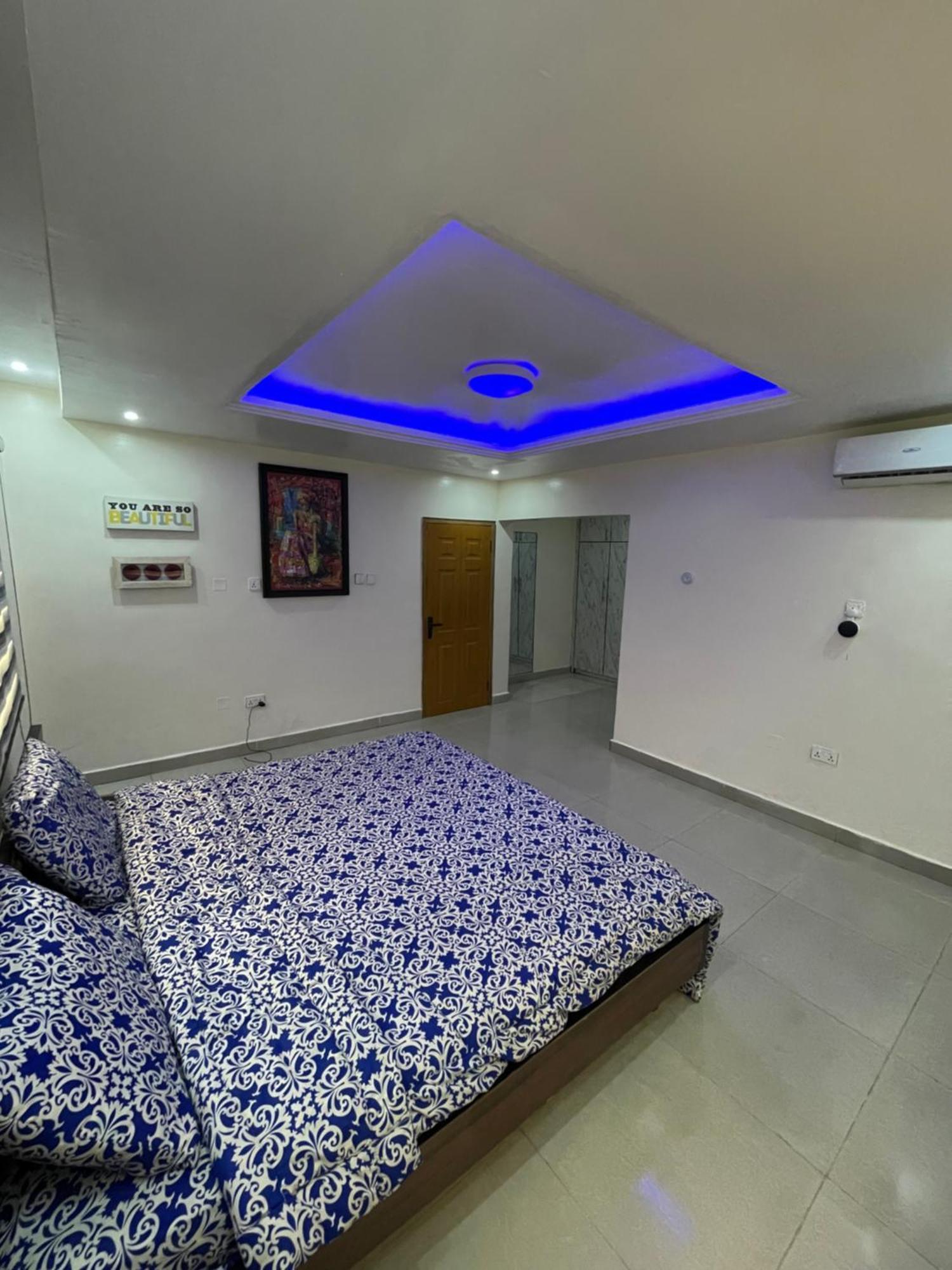 24-Hour Electricity An Entire Stylish 4-Bedroom Bungalow Akure Buitenkant foto