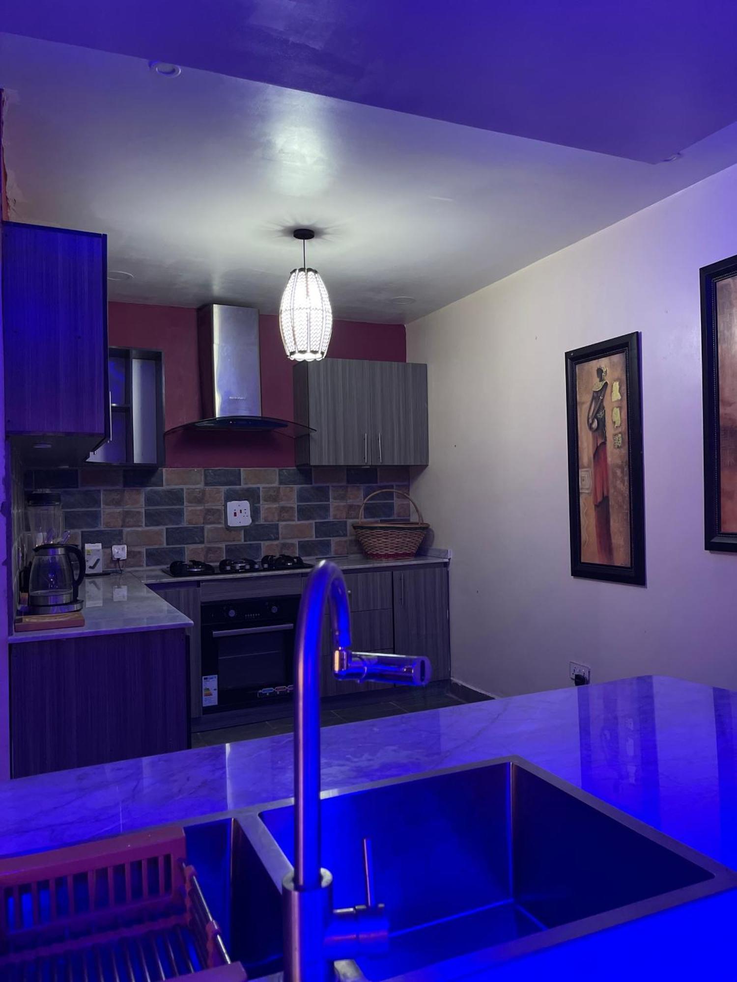 24-Hour Electricity An Entire Stylish 4-Bedroom Bungalow Akure Buitenkant foto
