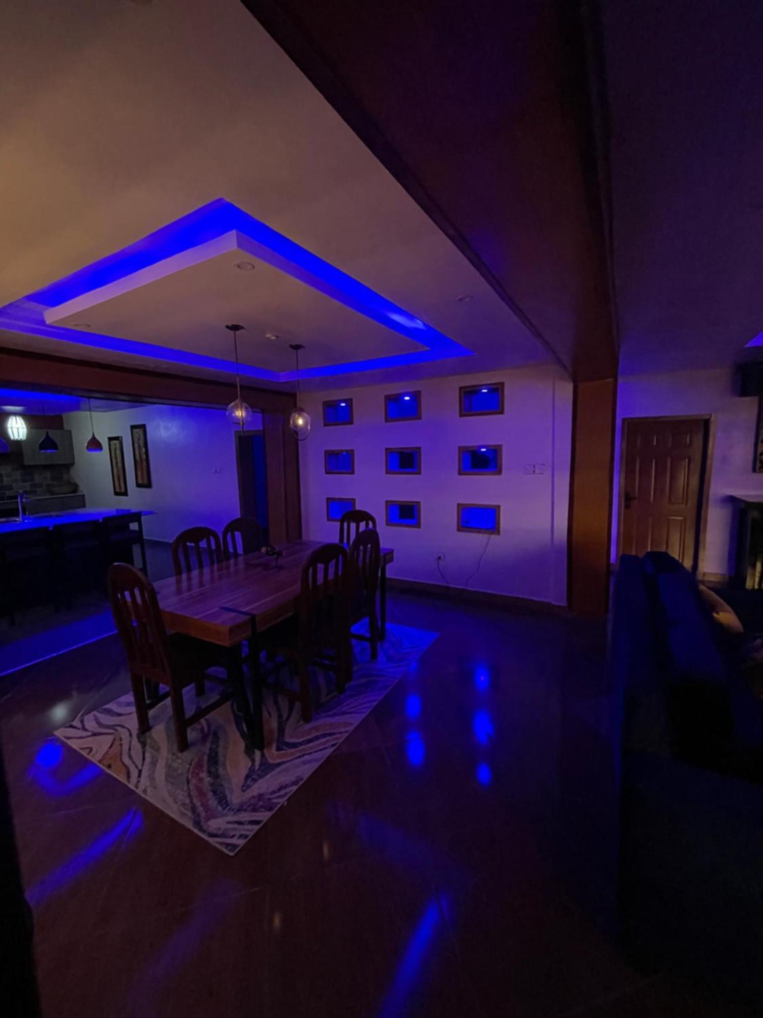 24-Hour Electricity An Entire Stylish 4-Bedroom Bungalow Akure Buitenkant foto